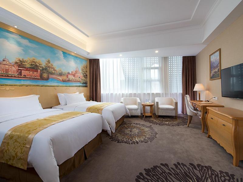 Vienna Hotel Guangzhou Baiyun Airport Exterior photo
